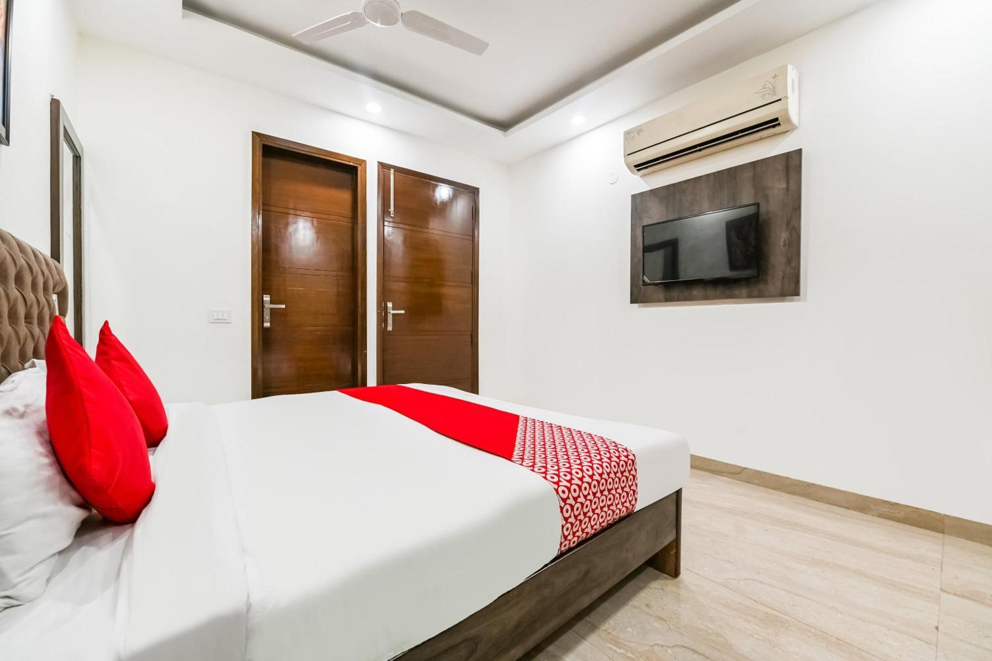 ניו דלהי Hotel O Premium Rooms Chhatarpur מראה חיצוני תמונה