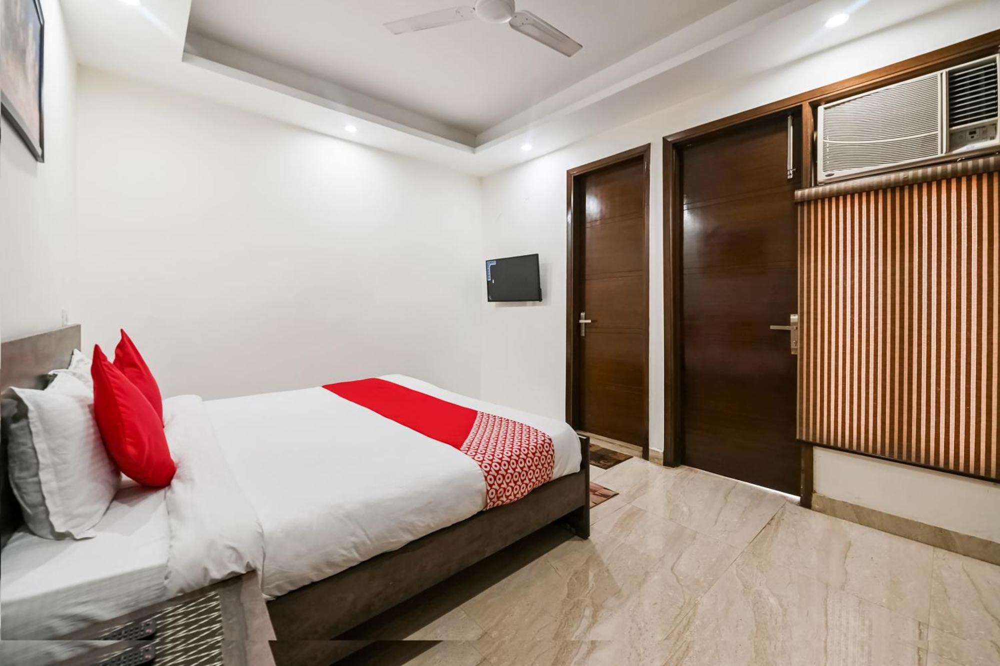 ניו דלהי Hotel O Premium Rooms Chhatarpur מראה חיצוני תמונה
