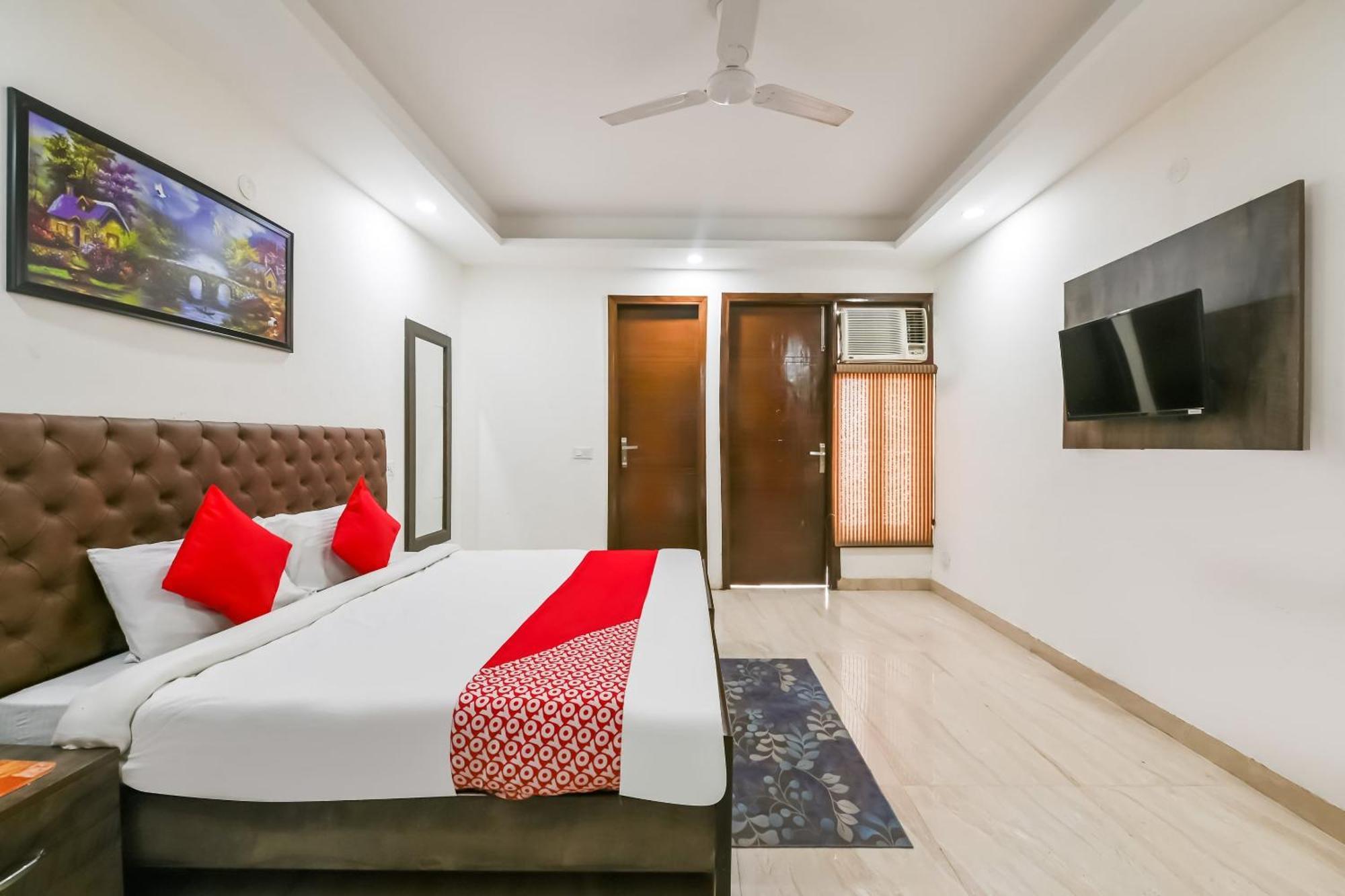ניו דלהי Hotel O Premium Rooms Chhatarpur מראה חיצוני תמונה