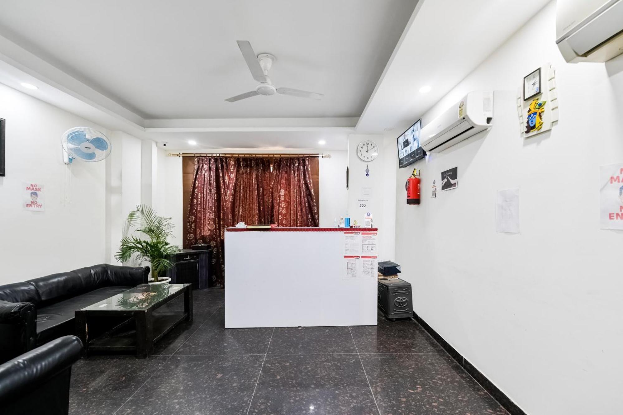 ניו דלהי Hotel O Premium Rooms Chhatarpur מראה חיצוני תמונה