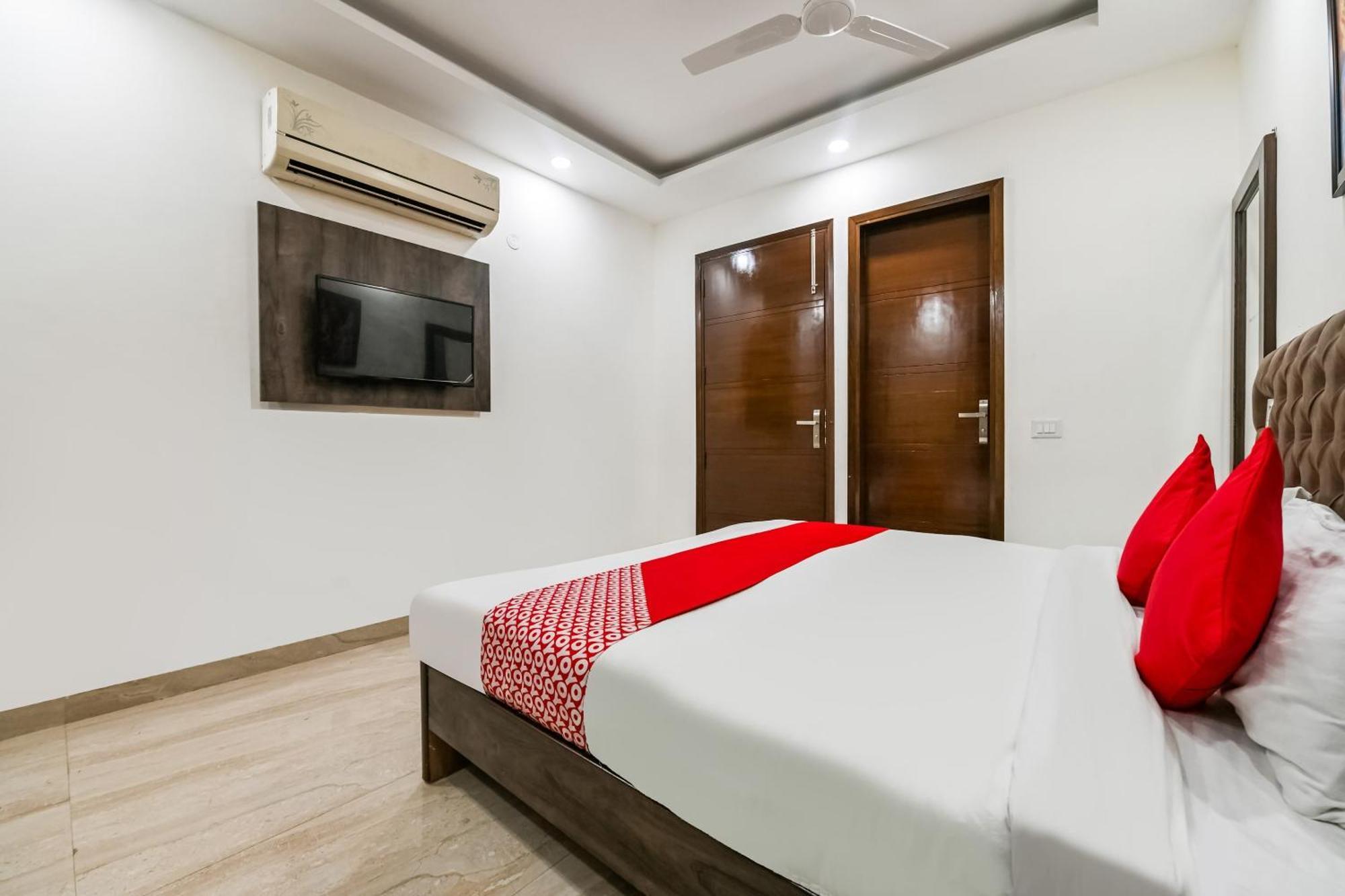ניו דלהי Hotel O Premium Rooms Chhatarpur מראה חיצוני תמונה