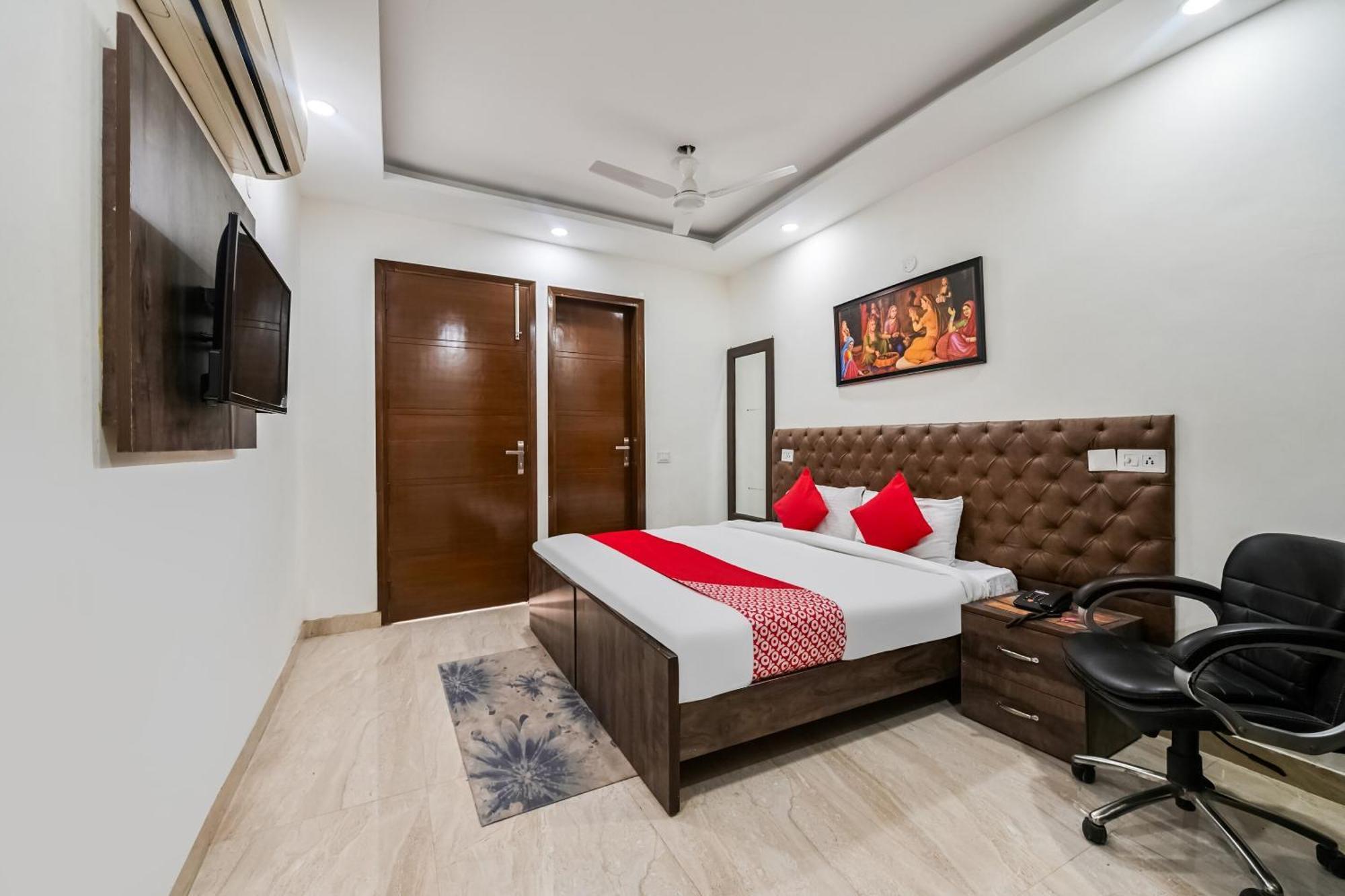 ניו דלהי Hotel O Premium Rooms Chhatarpur מראה חיצוני תמונה